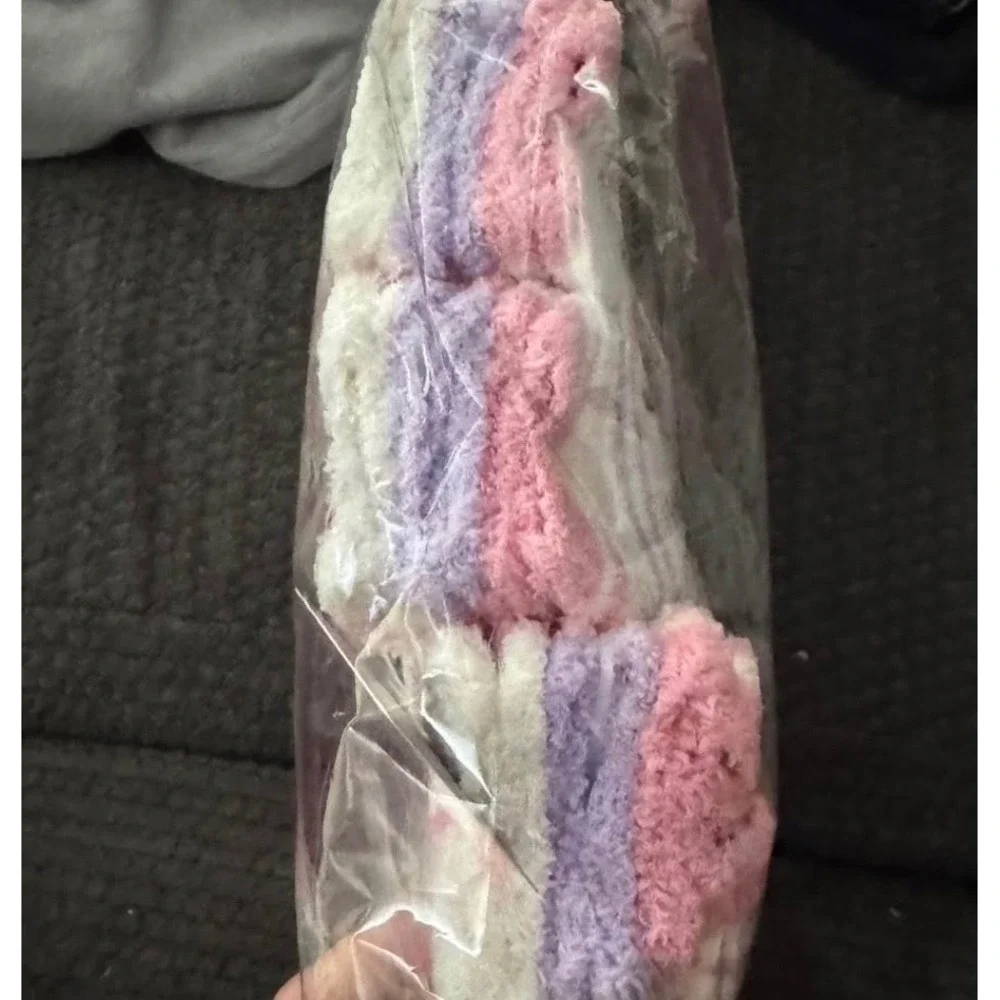 NWT 9‎ Pairs Fuzzy Slipper Socks Vince Camuto Non Slip 9 PAIRS